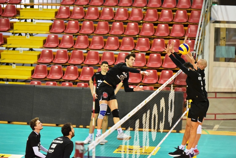 Aaron Russell (allenamento)