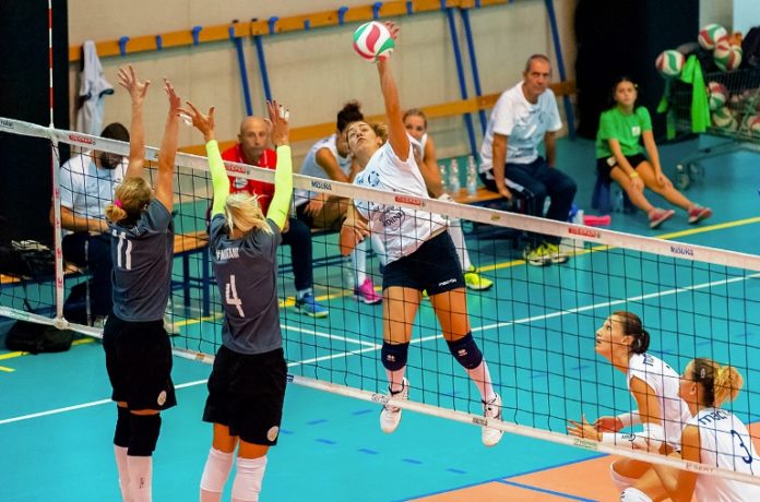 Alessandra Capezzali (attacco) Ultime amichevoli per Trevi Volley