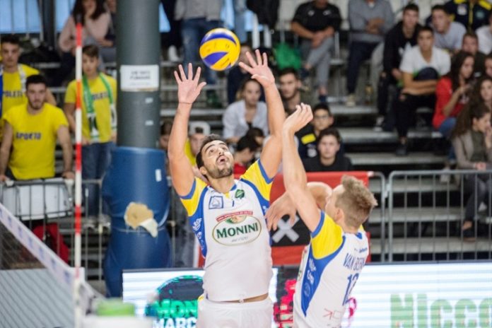 Antonio Corvetta(alzata) Terzo centro per la Monini Spoleto