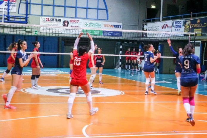 Bastia Volley (immagine di gioco) Bastia Volley si riprende la vetta
