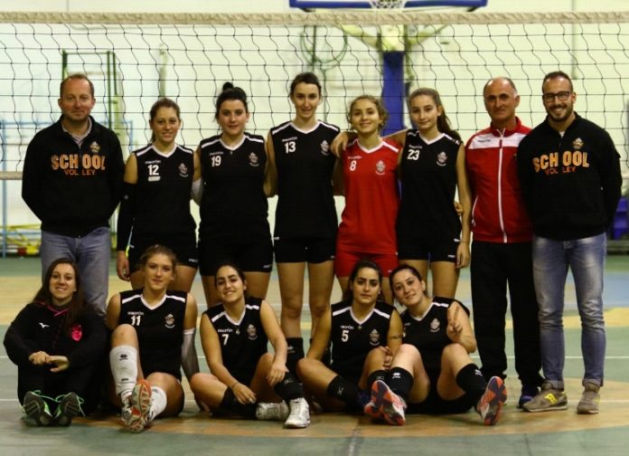 School Volley Passignano marcia in testa