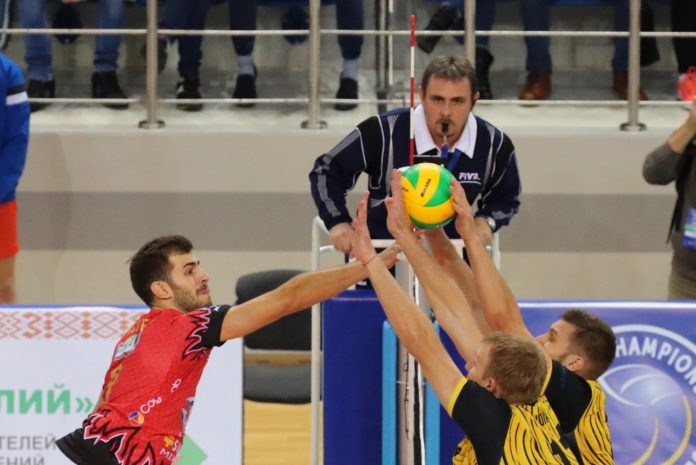 Sir_Perugia_Russell La Sir Perugia sbanca Minsk. Vittoria in quattro set contro lo Shakhtior Soligorsk e qualificazione ai gironi di Champions più vicina