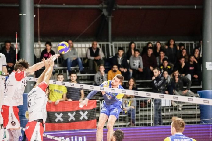 Matteo Segoni(attacco) Attenzione a Lagonegro con il nuovo arrivo Holt