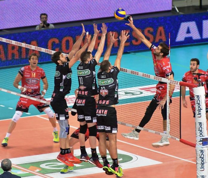 Russell (attacco) Non c'è sosta natalizia in SuperLega