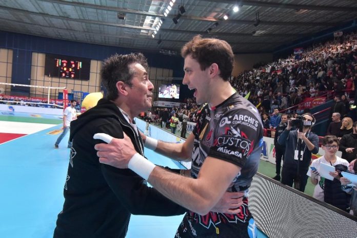 Sirci-Atanasijevic (fine gara) Sir Safety vola in finale