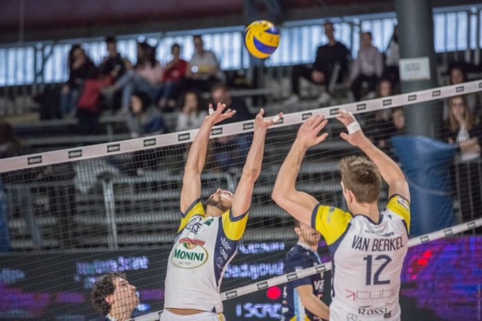Corvetta (alza) - Van Berkel (attacco) Spoleto passa ad Alessano ed avvicina i playoff