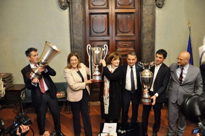La Sir Safety ricevuta a Palazzo Donini Festa scudetto a Palazzo Donini