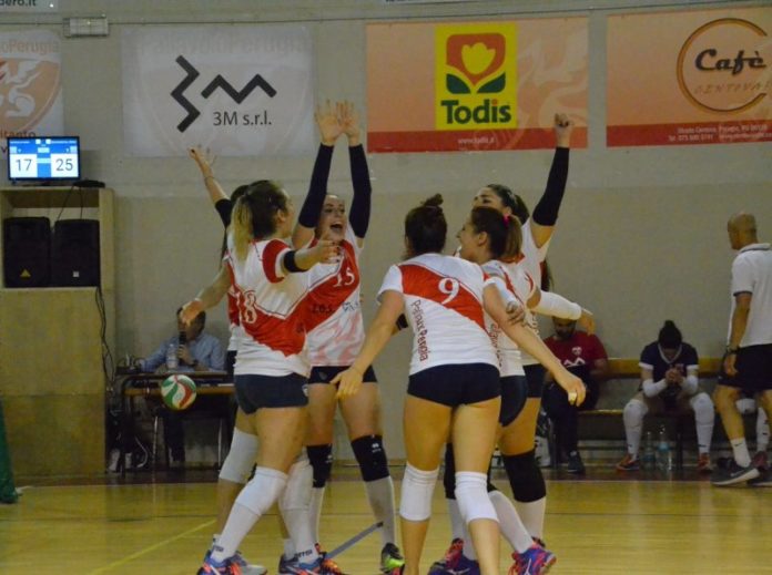 Pallavolo Perugia: con l'Egs Galeno non è arrivata la promozione, ma si può sorridere. Le biancorosse hanno raggiunto comunque un traguardo insperato. Coach Capitini: “La C non è lontana, brave a tutte”