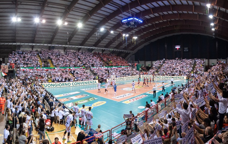 PalaBarton - pubblico Sir (ridotta) Comincia la vendita dei biglietti per la SuperCoppa
