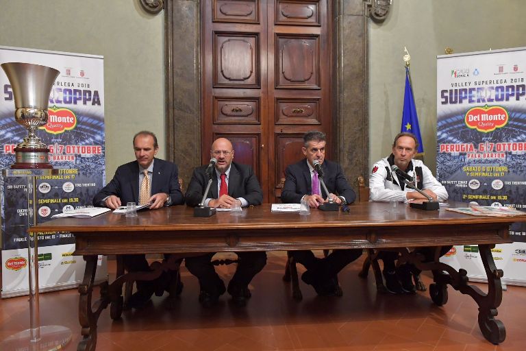 Presentazione SuperCoppa 2018 Presentata a Palazzo Donini la SuperCoppa