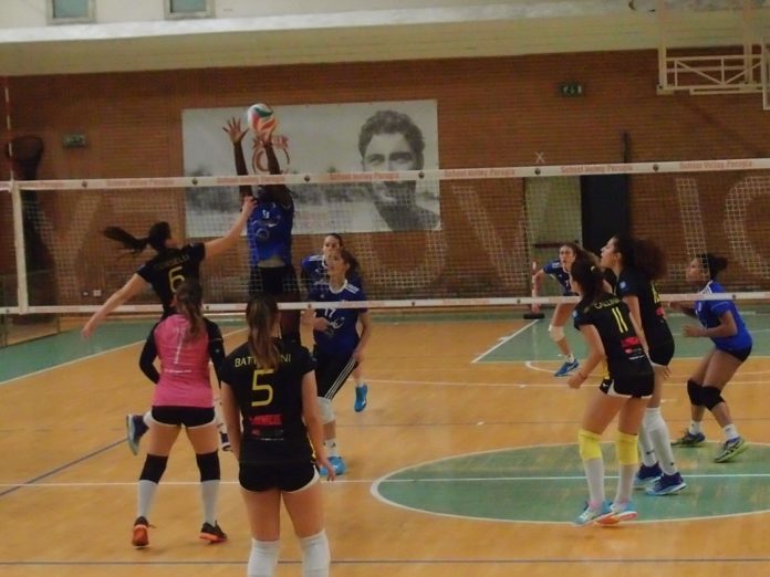 Corselli (attacco) - Adelusi (muro) Prima vittoria per la Faroplast Perugia