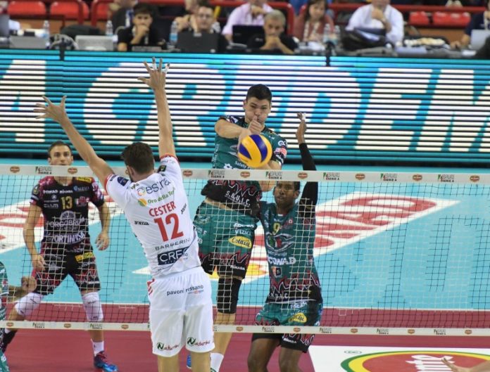 Marko PODRAŠČANIN Poco tempo per riflettere: la Sir attende la Lube. Smaltita la pesante sconfitta di Trento, gli uomini di Bernardi sono chiamati a pronte risposte contro i marchigiani