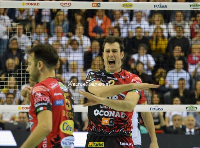 Sir di rabbia e prepotenza: Modena schiacciata per 3-1. I Block Devils tornano avanti nella serie di semifinale scudetto. Atanasijevic e compagni recuperano ben 9 punti nel terzo set