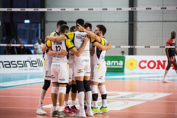 abbraccio di gruppo