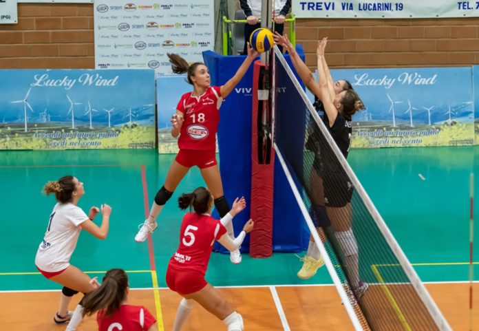 Per il Trestina buona la prima. Le ragazze di Rossi trionfano per 3-1 a Trevi