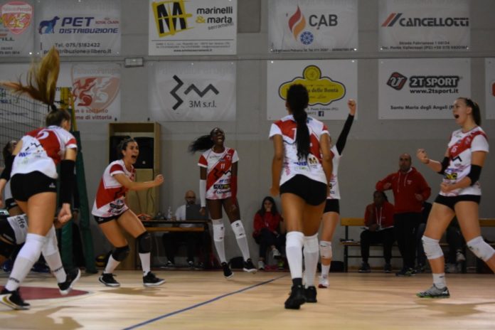 3M Perugia - Cesena 3-2 (5) Per la 3M esame Volleyrò. Le Ragazze di Gobbini, reduci da tre successi consecutivi, si preparano ad affrontare la capolista del girone C