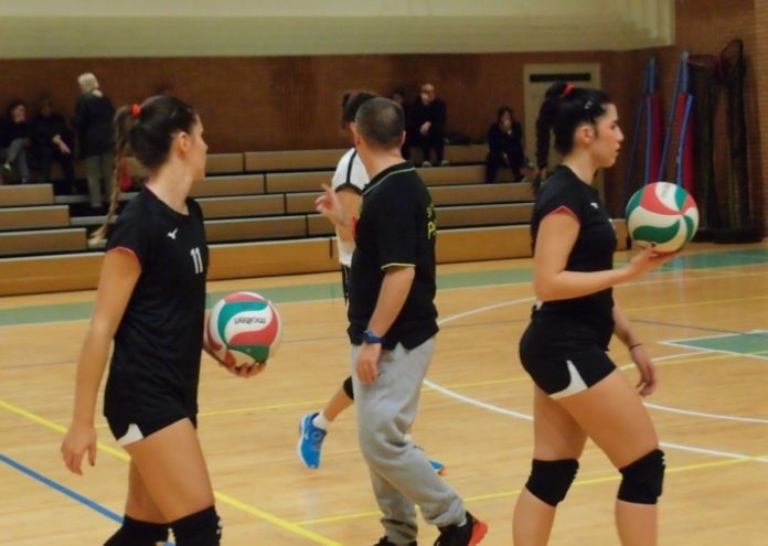 Scontro salvezza per la School Volley Perugia. Le ragazze di Farinelli cercano di riprendere la marcia in casa di Fano dopo due sconfitte consecutive