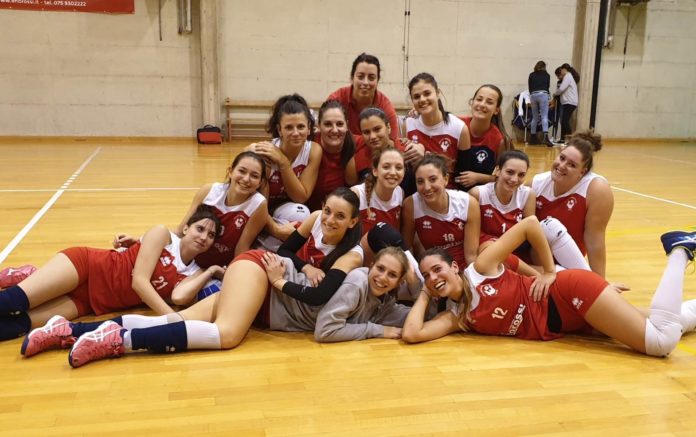 Torna il sorriso in casa Volley Umbertide. Le ragazze di Rosi ottengono un pieno successo contro Pallavolo Perugia