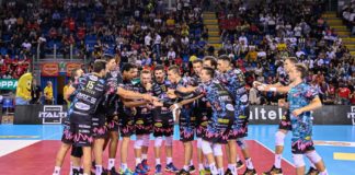 Sir, un cantiere cha va avanti: finale di supercoppa centrata. Trento k.o. per 3-1 in rimonta, domani Leon e compagni si contendono il trofeo con Modena