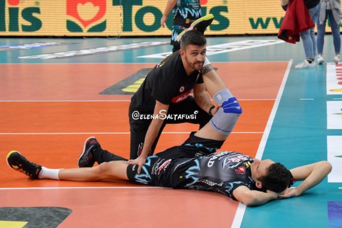 sir_russo_fisioterapista Sir a riposo in vista dell'ultimo rush del 2019. Domenica senza campionato per i ragazzi di Heynen che preparano la gara interna con Modena e due trasferte europee
