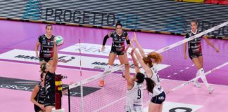Passo falso per la Bartoccini all'esordio. Chieri espugna il PalaBarton con un 3-0 alla prima di campionato. Havelkova: "Serve pazienza"