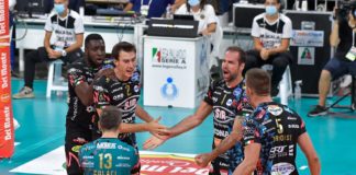 Sir con mezza finale in tasca: Modena si inginocchia. I Block Devils vincono 3-0 nell'andata della semifinale di Supercoppa. In Emilia basterà conquistare un set