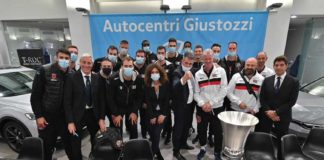Heynen: "Perugia è la squadra della gente". Show del tecnico della Sir in occasione della presentazione della squadra. Sirci: "Sponsor stateci vicini, farete bella figura"