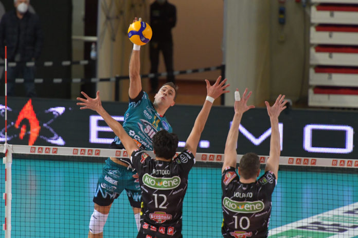 Aleksandar ATANASIJEVIC, attacco Sir, Atanasijevic:
