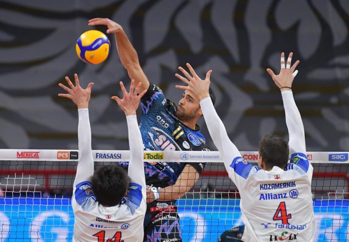 Sebastian SOLÉ, attacco Sir: adesso dentro o fuori. Perugia attende Milano per l'atto finale dei quarti di play-off scudetto. Solè: