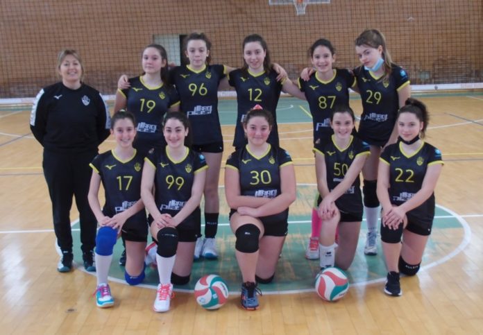 OLYMPUS DIGITAL CAMERA Under 13: la School Volley si arrende al Gubbio in finale. Titolo regionale alla squadra di Brunetti che prevale 2-1