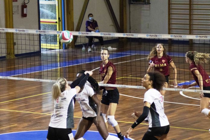 Sconfitta in quattro set per le ragazze di Cristofani nella nona edizione del torneo eugubino