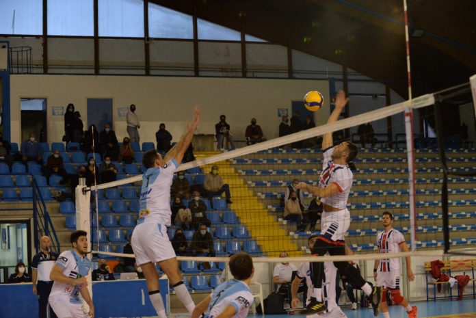 cesaroni salta a muro su buzzao