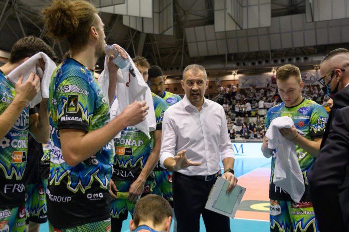 Nikola GRBIC, time-out Il tecnico della Sir: