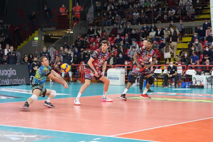 Sfida tra le squadre che in battuta fanno più male