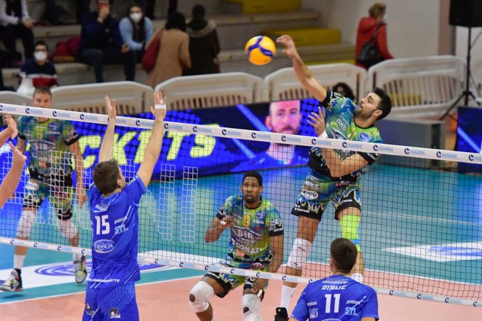 Sebastian SOLÉ, attacco Ai quarti di finale l'avversaria più probabile è una tra Cisterna e Taranto, più difficile Padova o Verona
