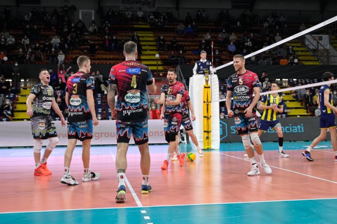 Perugia esulta per la vittoria La Sir chiude il girone di Champions con un