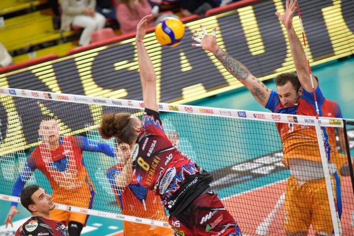 Kamil RYCHLICKI Georg Jr GROZER Perugia trova un avversario che punta la quinta piazza