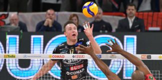 Primi due set molto equilibrati, poi Perugia fa la voce grossa e centra la 31esima vittoria 