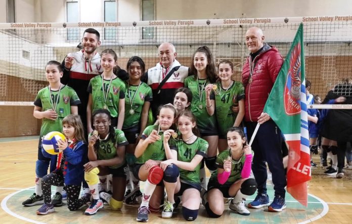 Perugia Volley Team_Under 12 rossa La squadra di Cruciani batte 3-0 Sigillo e si qualifica per le fasi nazionali. Il presidente Sargenti: “Siamo molto soddisfatti per il risultato”