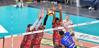 Perugia, sotto 2-0, porta la partita al tie-break, ma ad avere la meglio è l'Allianz. 1-1 nella serie, ora si torna al PalaBarton 