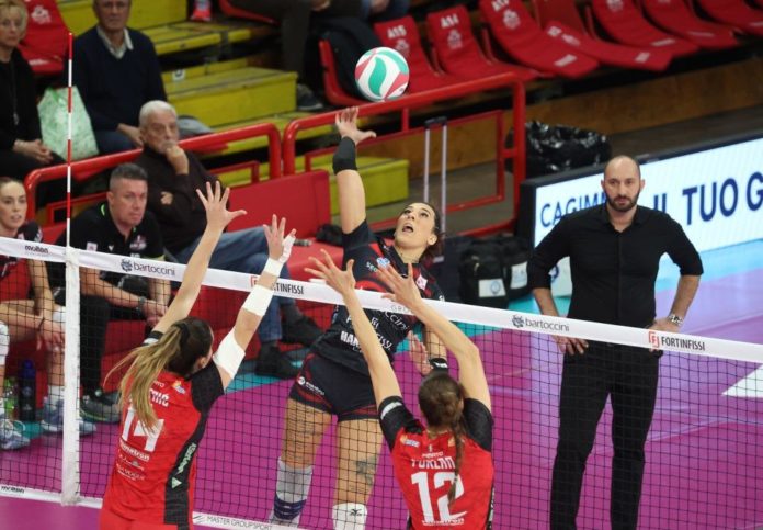 0P5A6205 Black Angels in casa di Messina, seconda forza del campionato. Cogliandro:
