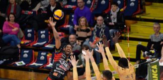 Una Sir discontinua capitola al tie-break. Colaci: "Potevamo fare di più, soprattutto in battuta"