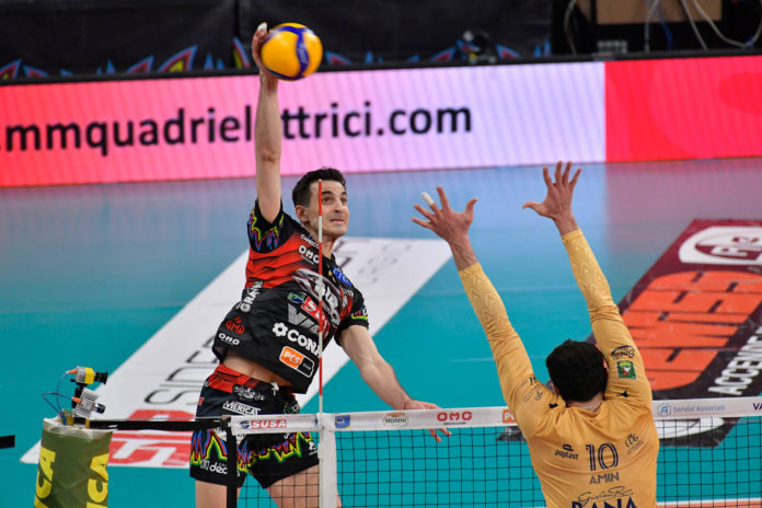 ben tara sir verona Verona cade per 3 a 1 al Palabarton in gara 1 dei quarti di finale. Si replica domenica in Veneto