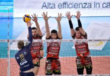 Block Devils ok in gara 2 dei quarti di finale (1-3). Domenica con un successo al Palabarton sarebbe già semifinale