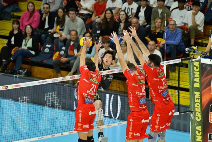 ishikawa sir lube Al Palabarton la Lube fa suoi i primi due parziali, poi arriva la rimonta di Ishikawa e compagni