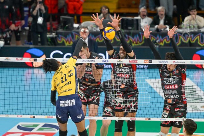 MURO SIR MODENA I Block Devils domano Modena anche nei quarti di Coppa Italia e accedono alla Final Fuor