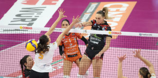 Altra sfida salvezza per la Bartoccini MC Restauri in casa di Roma. Diretta streaming su Volleyball World TV