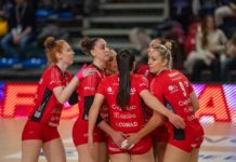 Le Black Angels muovono la classifica: a Pesaro un buon punto in rimonta